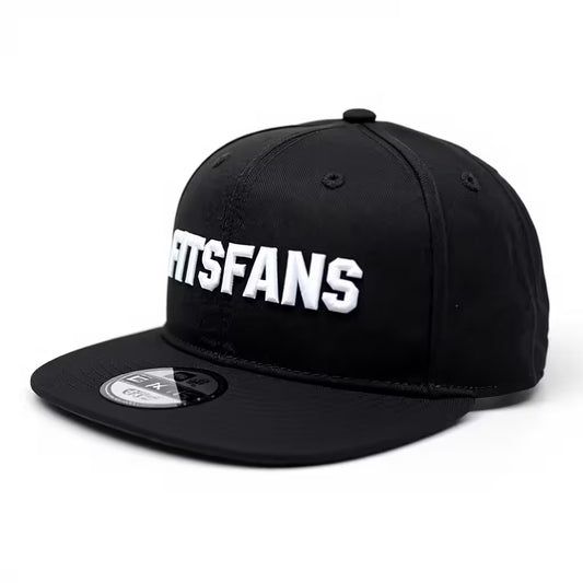 Bold Logo Snapback Cap – Minimal Streetwear Essential